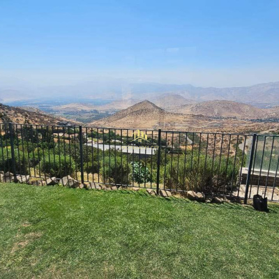 Altos de Chamisero, Colina